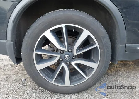 2018 Nissan Rogue Sl z USA, uszkodzony, nr VIN JN8AT2MV5JW329728